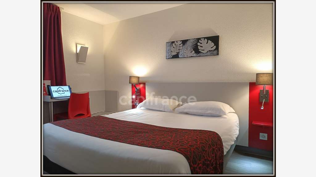 vendre SEMEAC Hôtel - Bureau