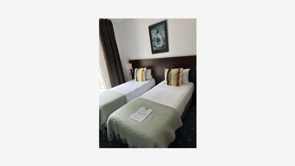 Hôtel bureau 30N° proche Vannes Golfe du Morbihan