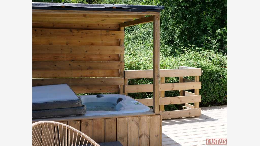 A vendre 2 cabanes haut de gamme en vignoble 33