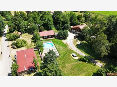 Vente camping familial + de 2 ha Sud Rhône Alpes