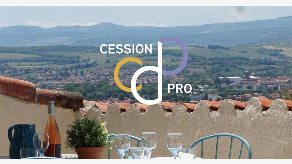 Cède hôtel restaurant prestige au cœur du Luberon