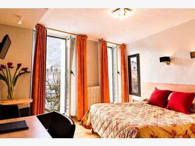 A vendre magnifique hôtel situé dans les Pyrénées