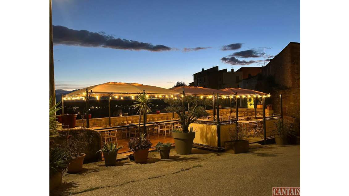 Vente HR avec vue exceptionnelle sur les Pyrénées