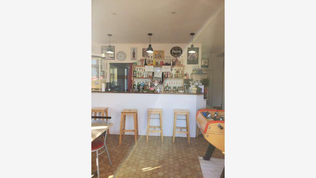 A vendre murs et fonds à Arcens (Ardèche) 