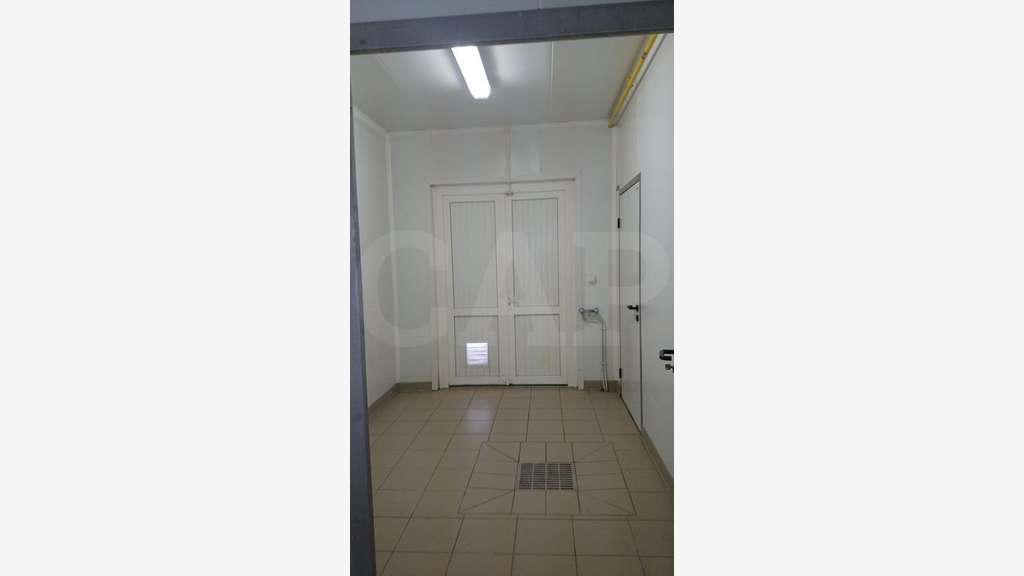 A vendre local laboratoire traiteur à Châteaubourg