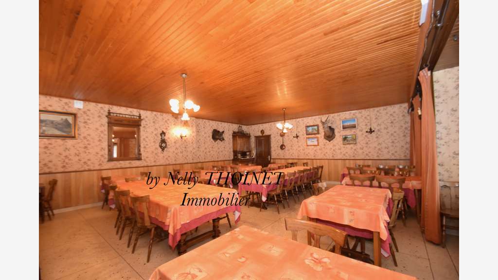 AV hôtel-bar-restaurant murs et fonds à Picherande
