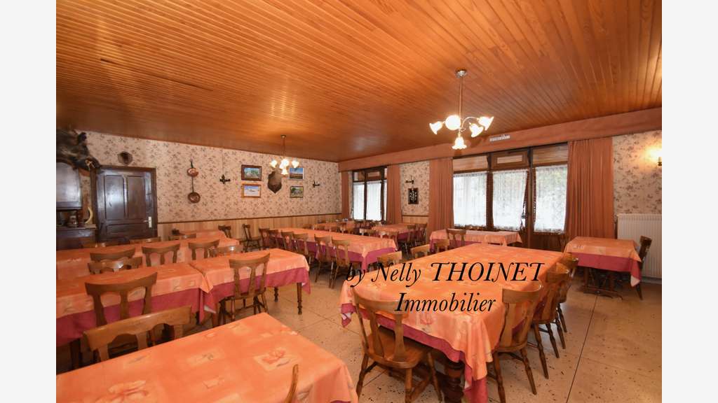 AV hôtel-bar-restaurant murs et fonds à Picherande