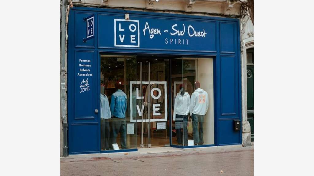 Commerce d'habillement emplacement N°1 Agen