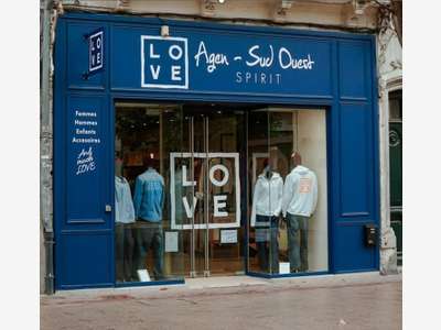 Commerce d'habillement emplacement N°1 Agen