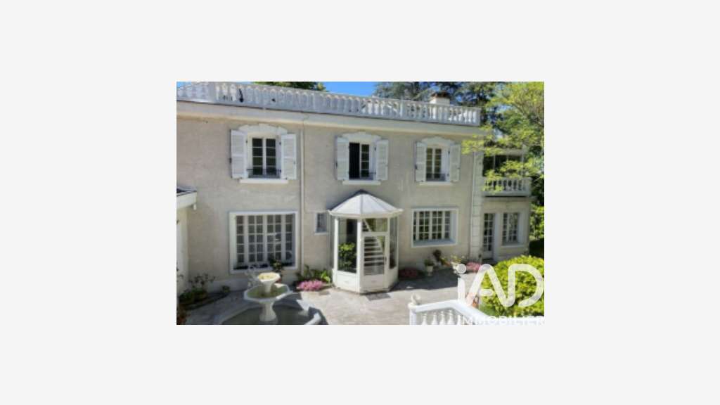 Vente hôtel proche Thermes de Cransac