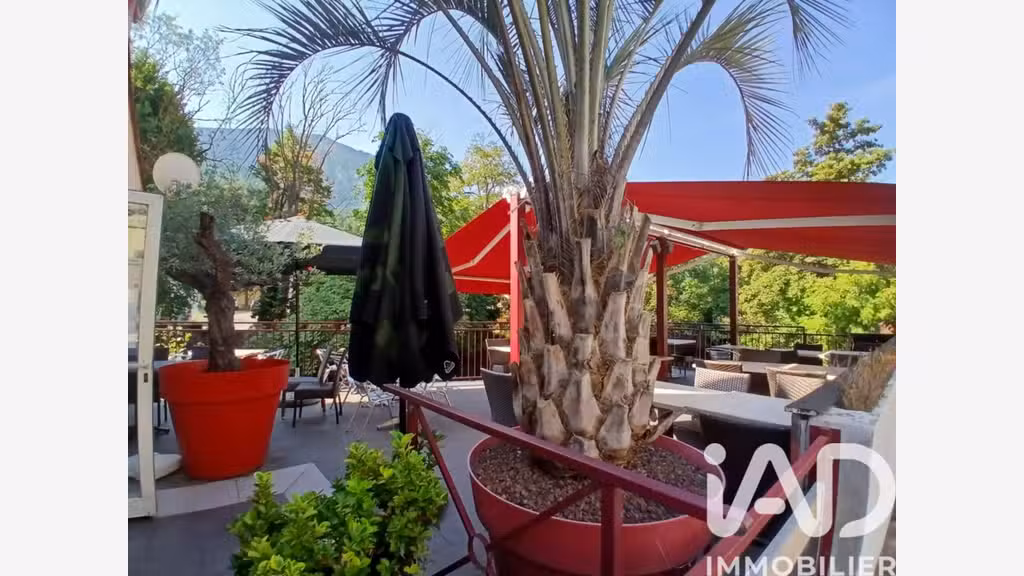 Vente restaurant bar licence IV tabac à Axat