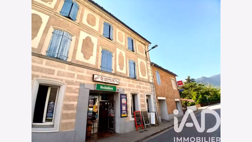 Vente restaurant bar licence IV tabac à Axat