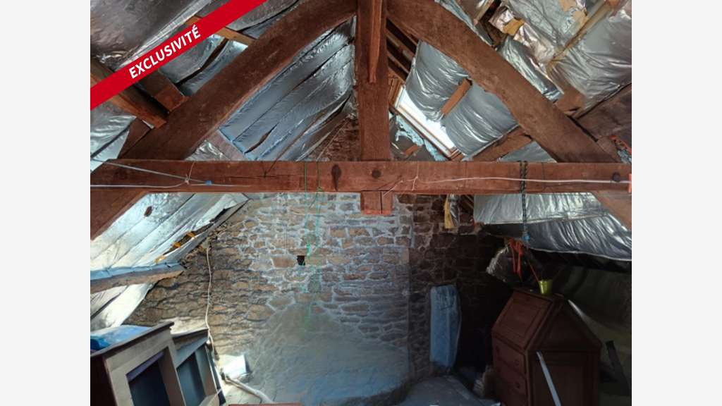Vente murs et fonds bar-restaurant Genets bel empl