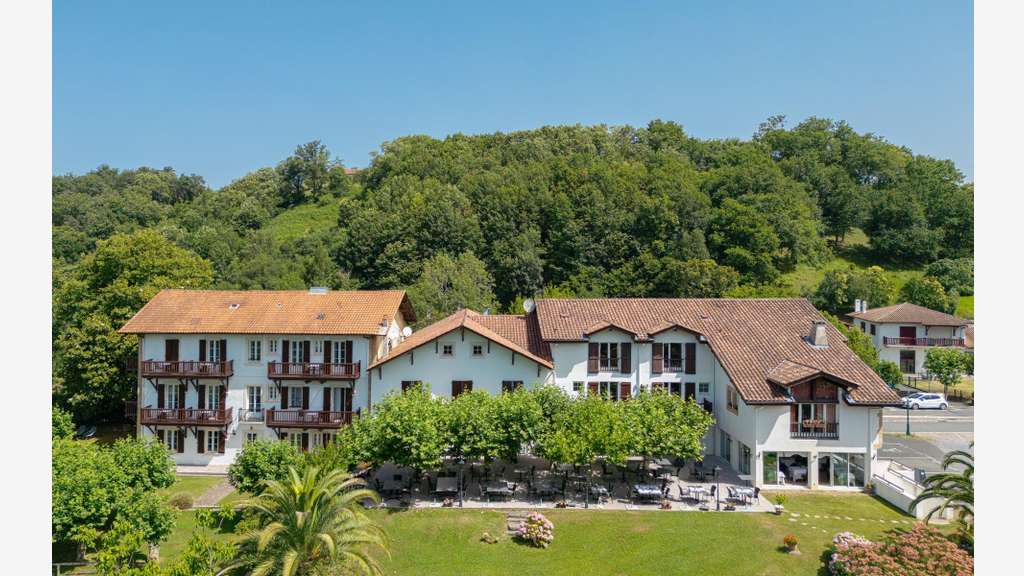 Hôtel restaurant de prestige à vendre à Biriatou