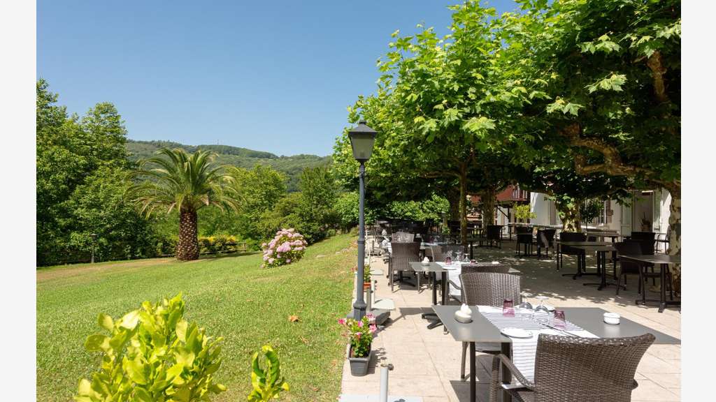 Hôtel restaurant de prestige à vendre à Biriatou