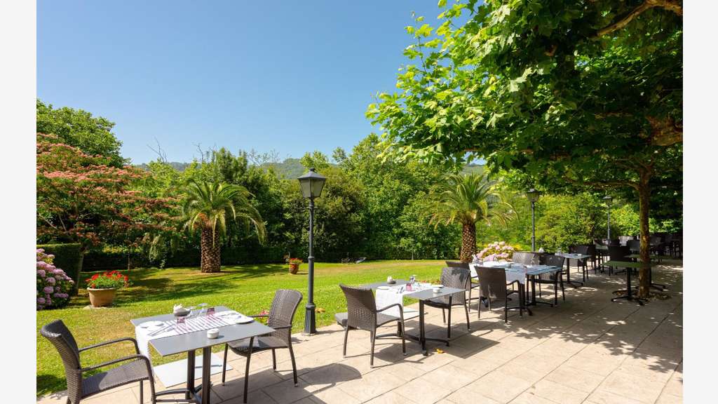 Hôtel restaurant de prestige à vendre à Biriatou