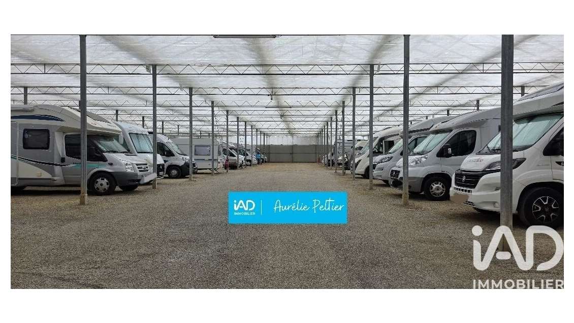 Vente serres de 8500m² en zone agricole Bourgbarré