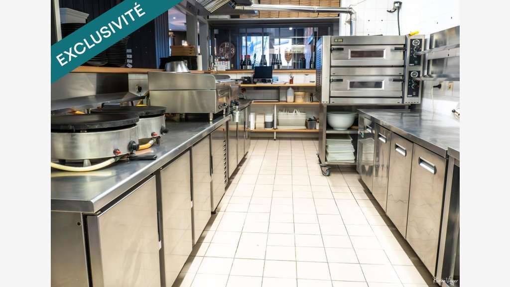 Vente murs et FDC restauration 220m² à Callac