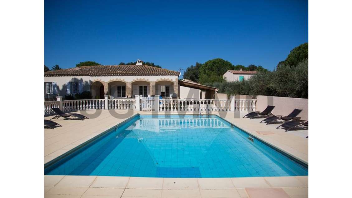 Vente résidence de tourisme à Castillon-du-Gard