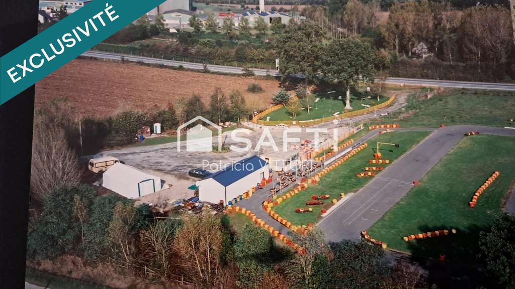 Site de karting de 2,45 ha avec piste de 420 m