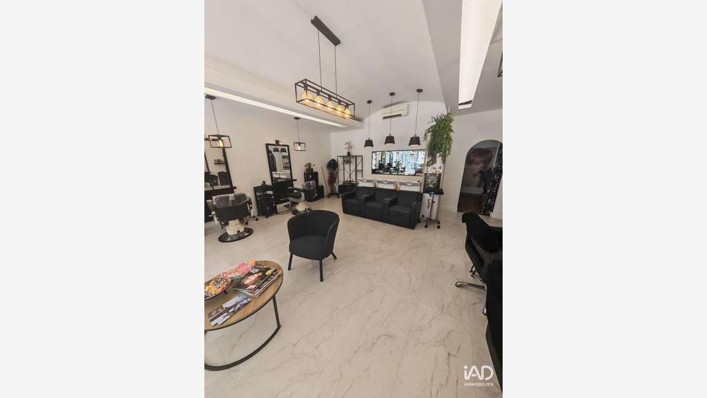 Vente salon de coiffure à Chelles Rue Gambetta