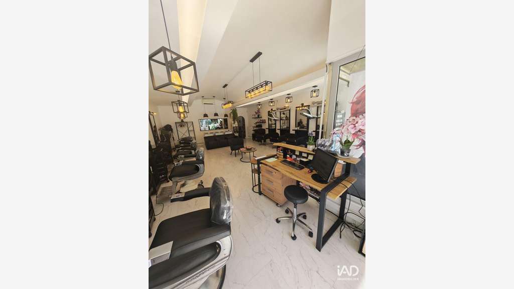 Vente salon de coiffure à Chelles Rue Gambetta