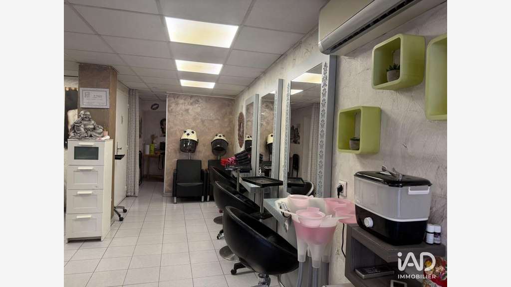 Vente salon de coiffure sur empl n°1 à Contes