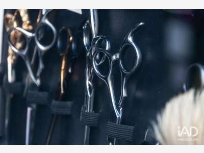 Vente salon de coiffure sur empl n°1 à Contes
