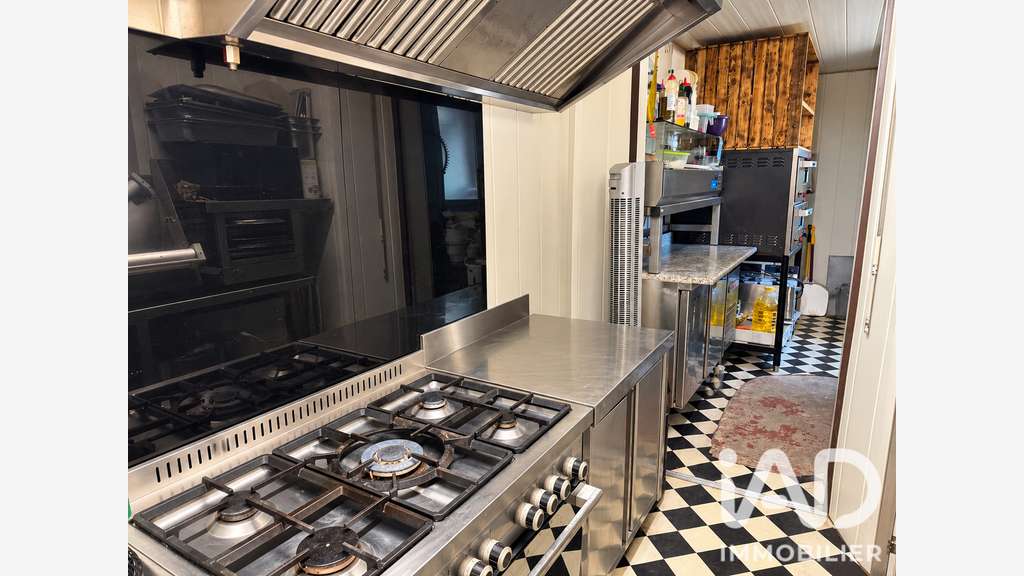 Vente bar tabac FDJ restaurant logement à Domats