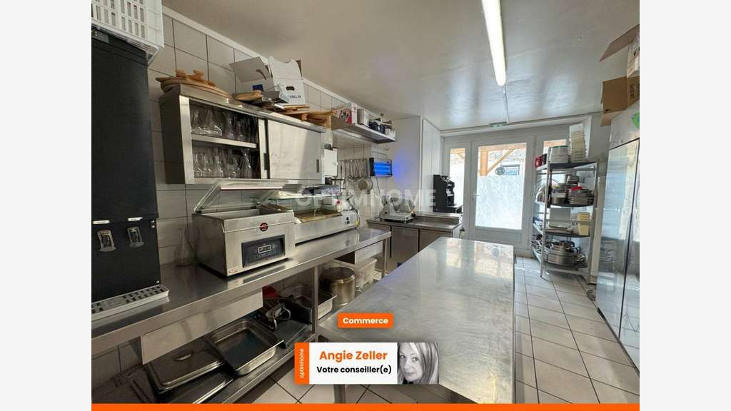 Bar-Restaurant et appartement T5 et loft à Foncine