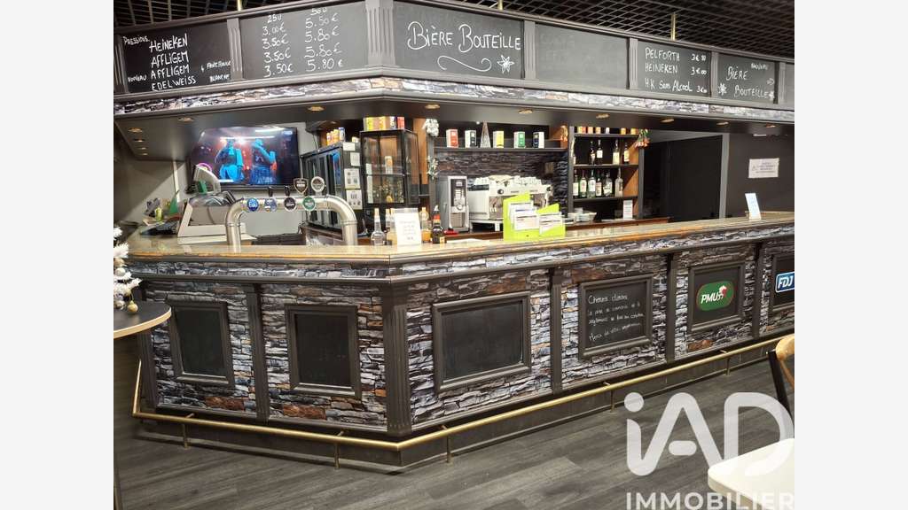 Cède bar PMU restaurant 60m² à Fontaine empl N°1