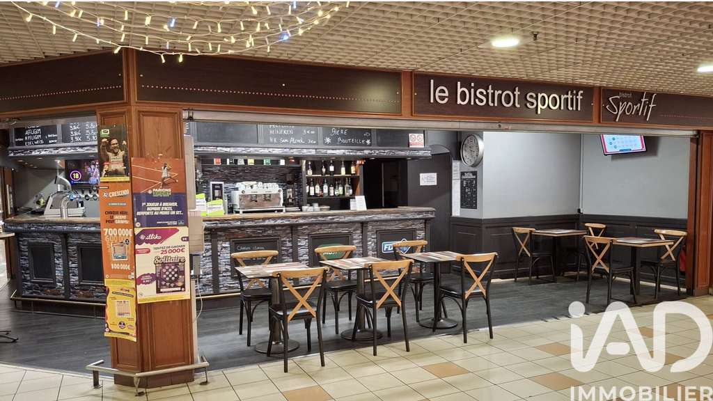 Cède bar PMU restaurant 60m² à Fontaine empl N°1