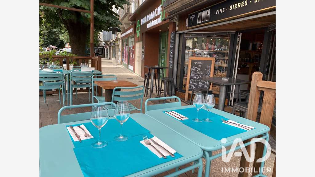 Vente restaurant, bar et cave à vin à Ganges