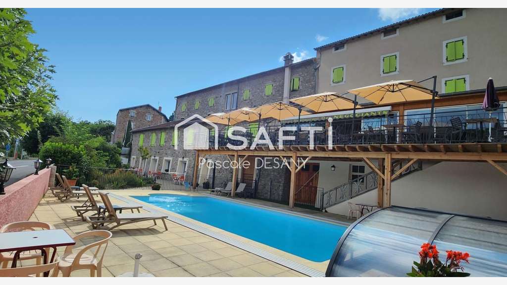 Hôtel de charme restaurant 2 ** , avec piscine 07