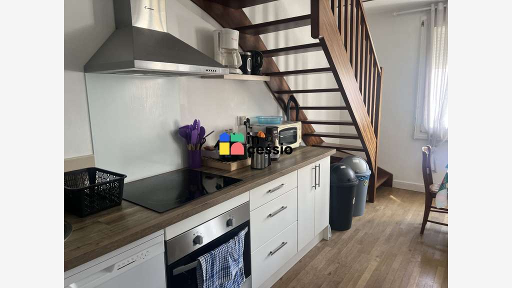 A vendre salon de coiffure + murs 180m² au Mans