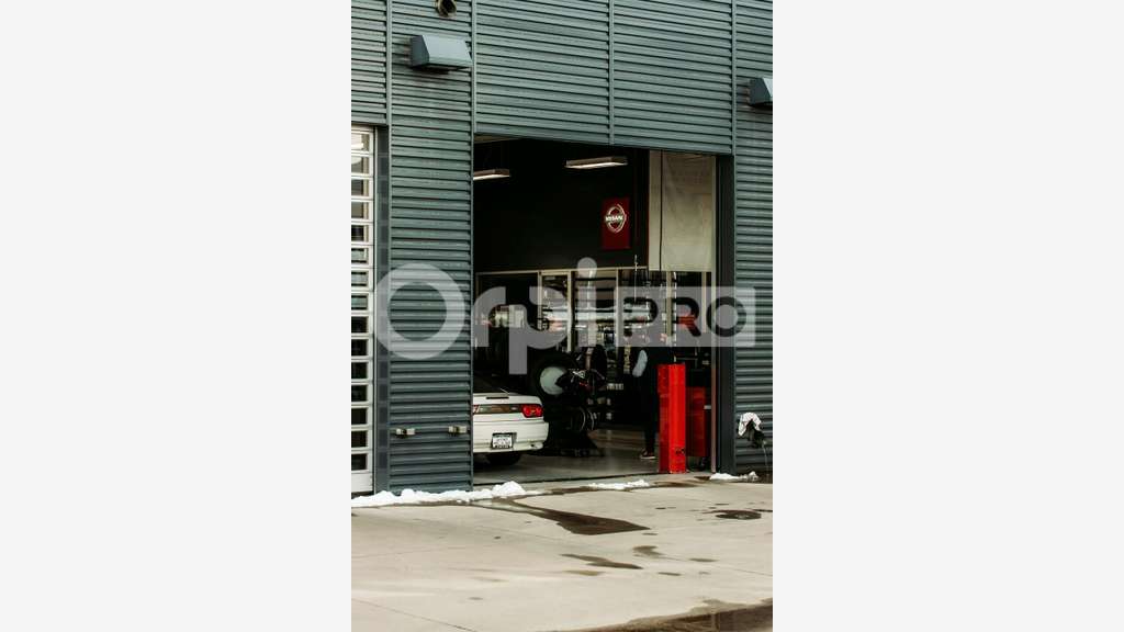 A vendre murs et fonds garage auto sur Lunel