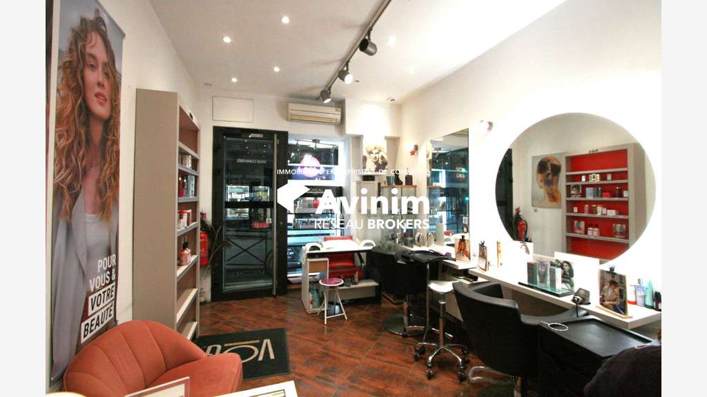 A vendre salon de coiffure empl privilégié 13001