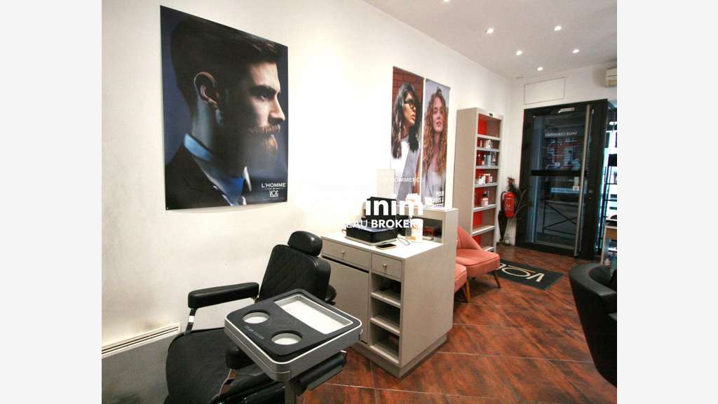 A vendre salon de coiffure empl privilégié 13001