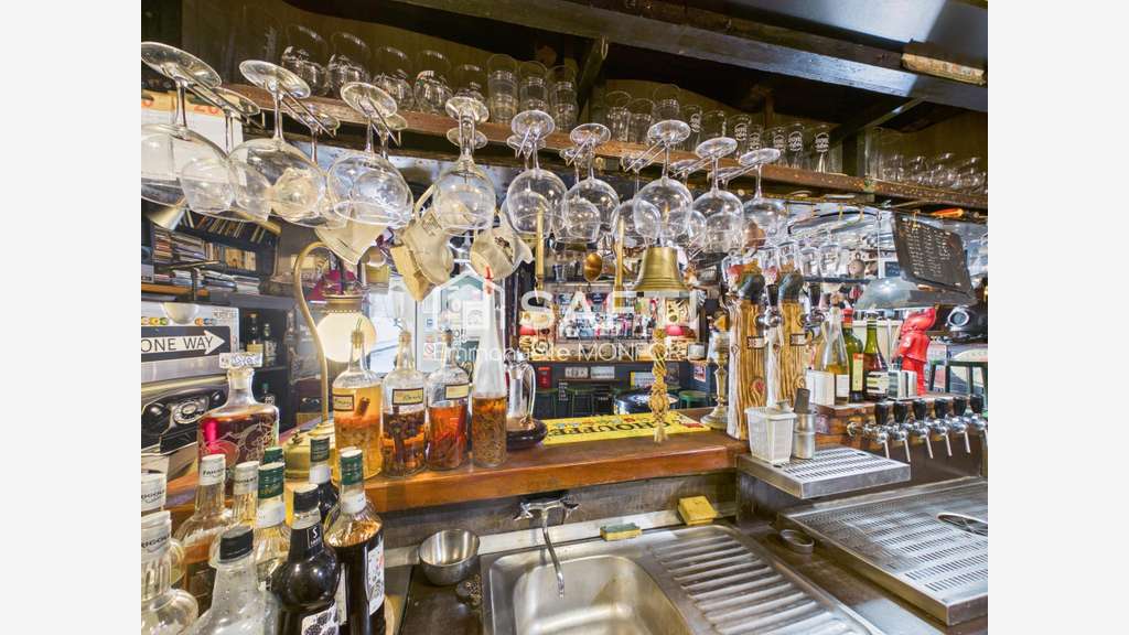 Vente pub mythique au coeur de Morlaix