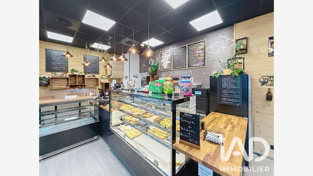 Vente local et fdc snack de 90m² à Valdeblore