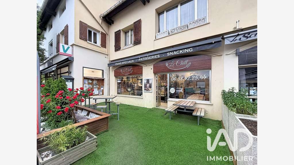 Vente local et fdc snack de 90m² à Valdeblore