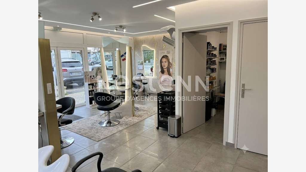 A vendre salon de coiffure 44m² à Vannes Nord