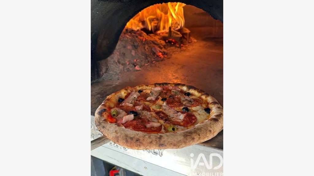 Vente pizzeria idéalement située à Vers