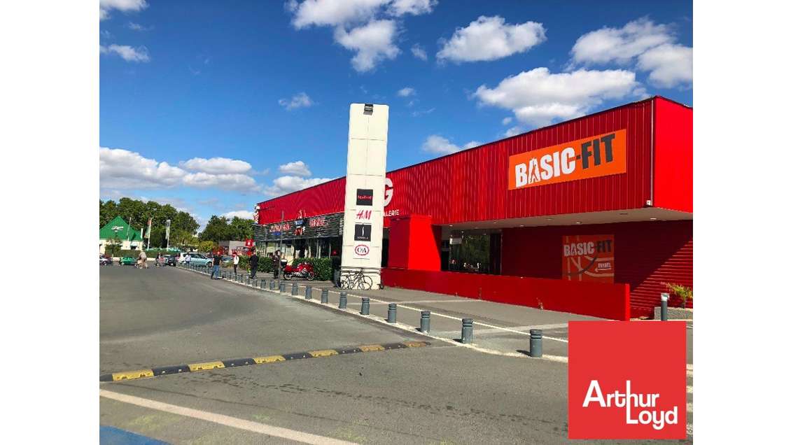 Local commercial 119m² à vendre galerie à Poitiers