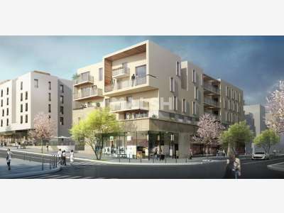 Local commercial 685m² à vendre à Sathonay Camp