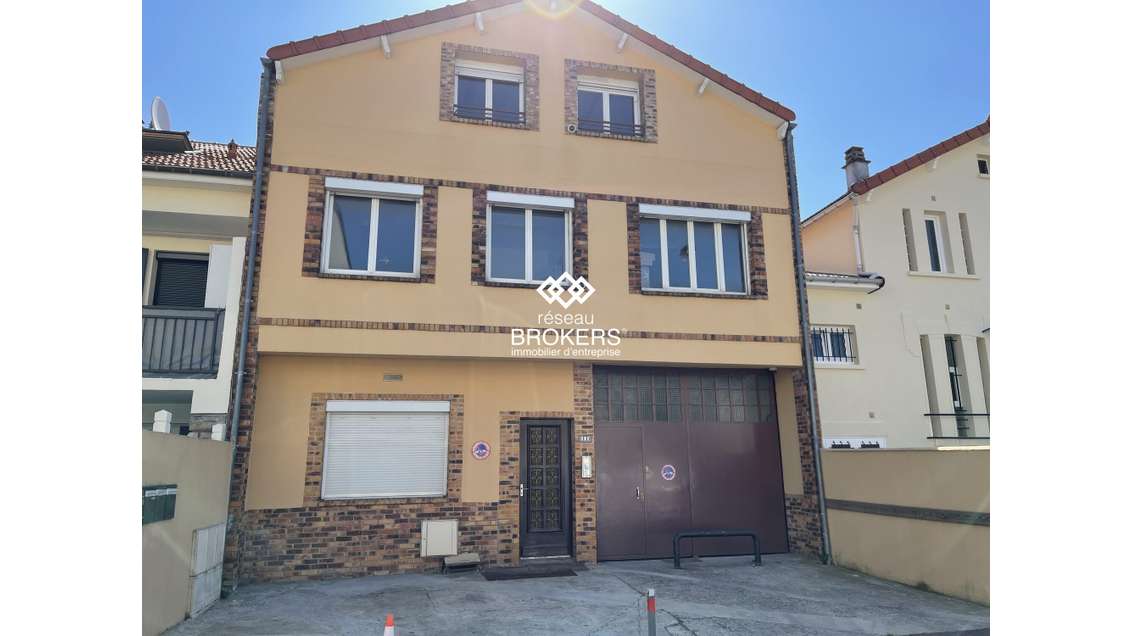 Vente local mixte 585m² à Clamart