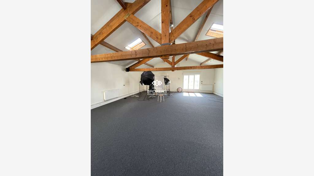 Vente local mixte 585m² à Clamart