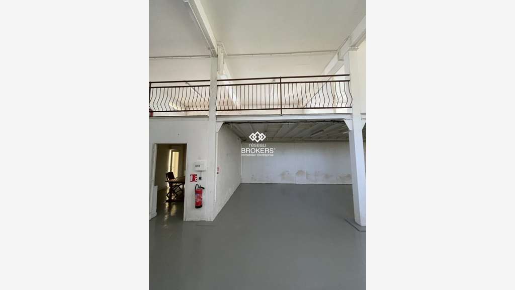 Vente local mixte 585m² à Clamart