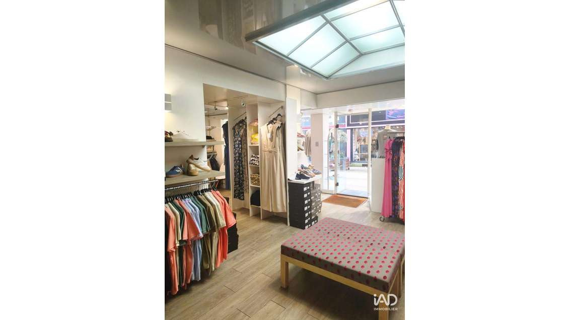 Vente FDC vêtements et chaussures à La Ferté-Macé