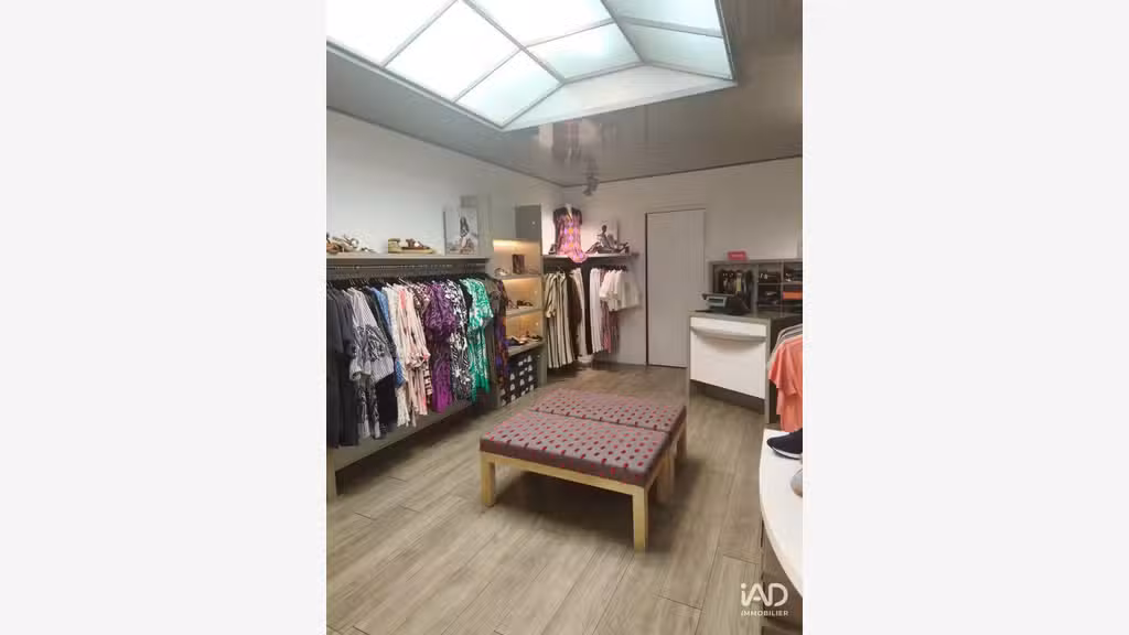 Vente FDC vêtements et chaussures à La Ferté-Macé